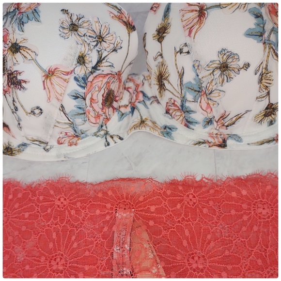 NWT VS garden party bra and panty - Picture 4 of 11